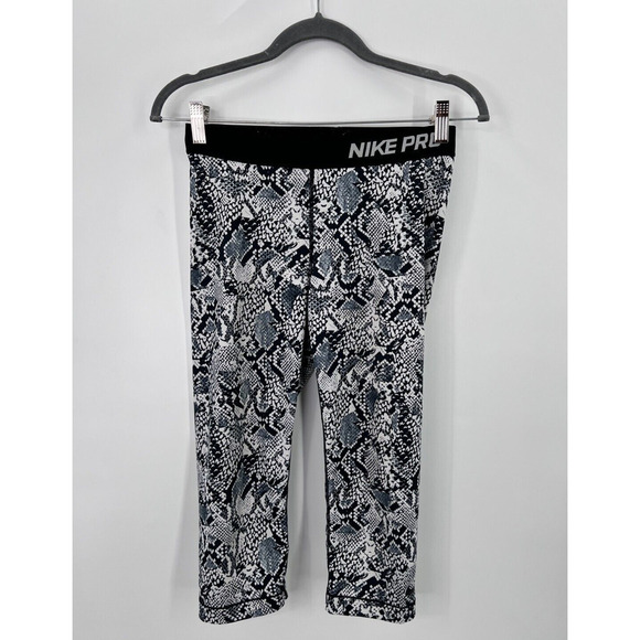 Nike Pro Core Leggings Snake Python Print Capri Cropped Mid Rise Women's Medium - Picture 2 of 6